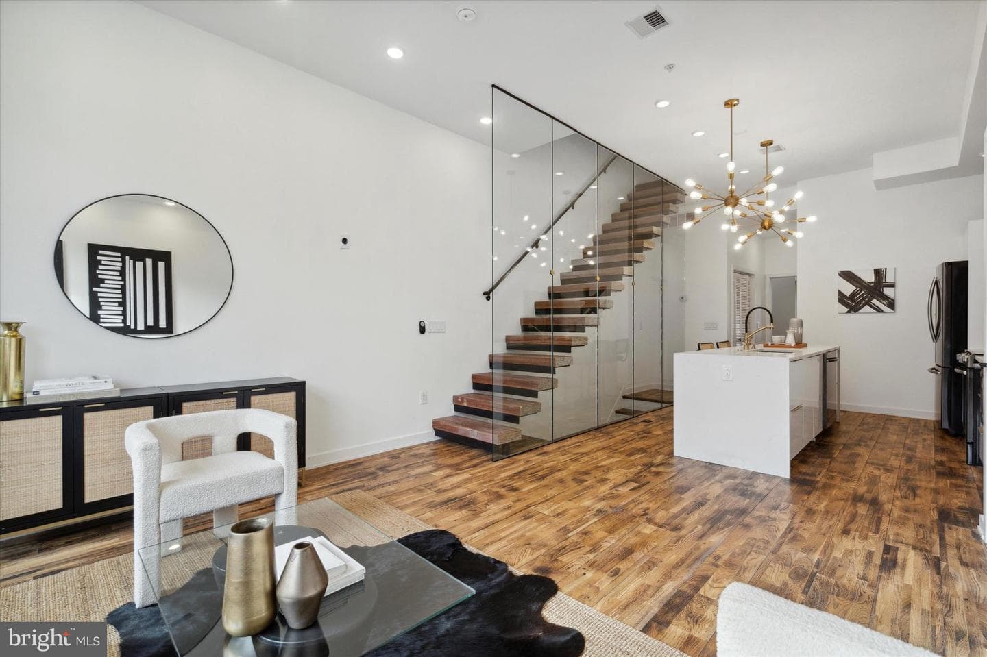 1825 Ginnodo Street #r2 photo 17