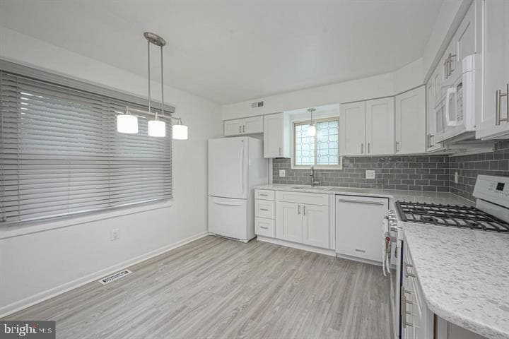 3701 President Street photo 2