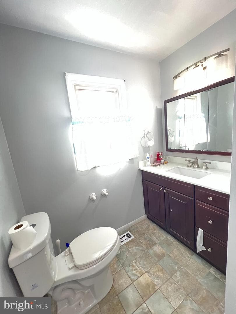 3701 President Street photo 24