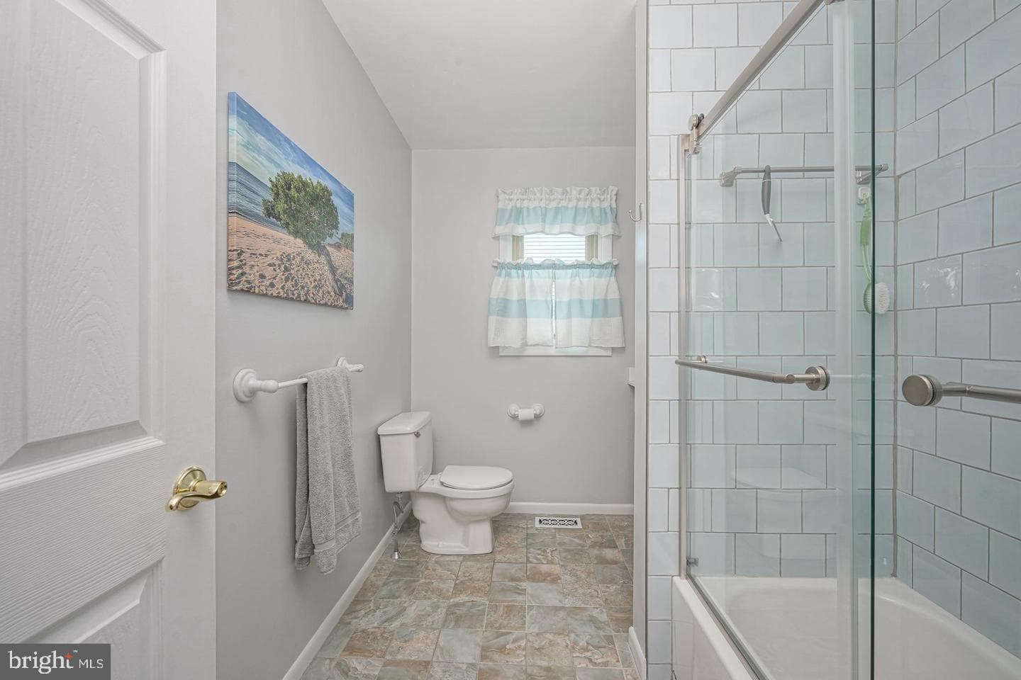 3701 President Street photo 9