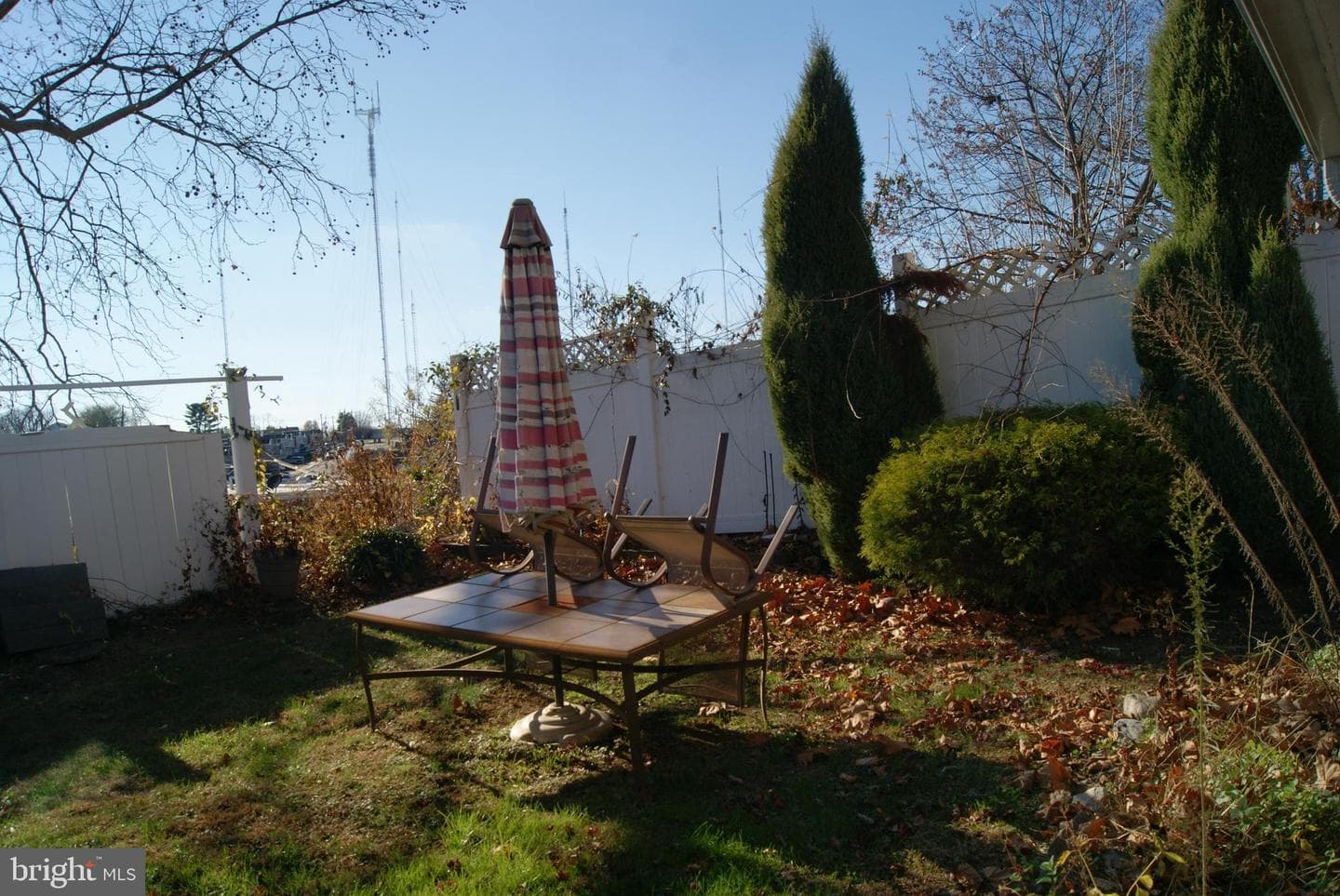 7314 Hill Road photo 35