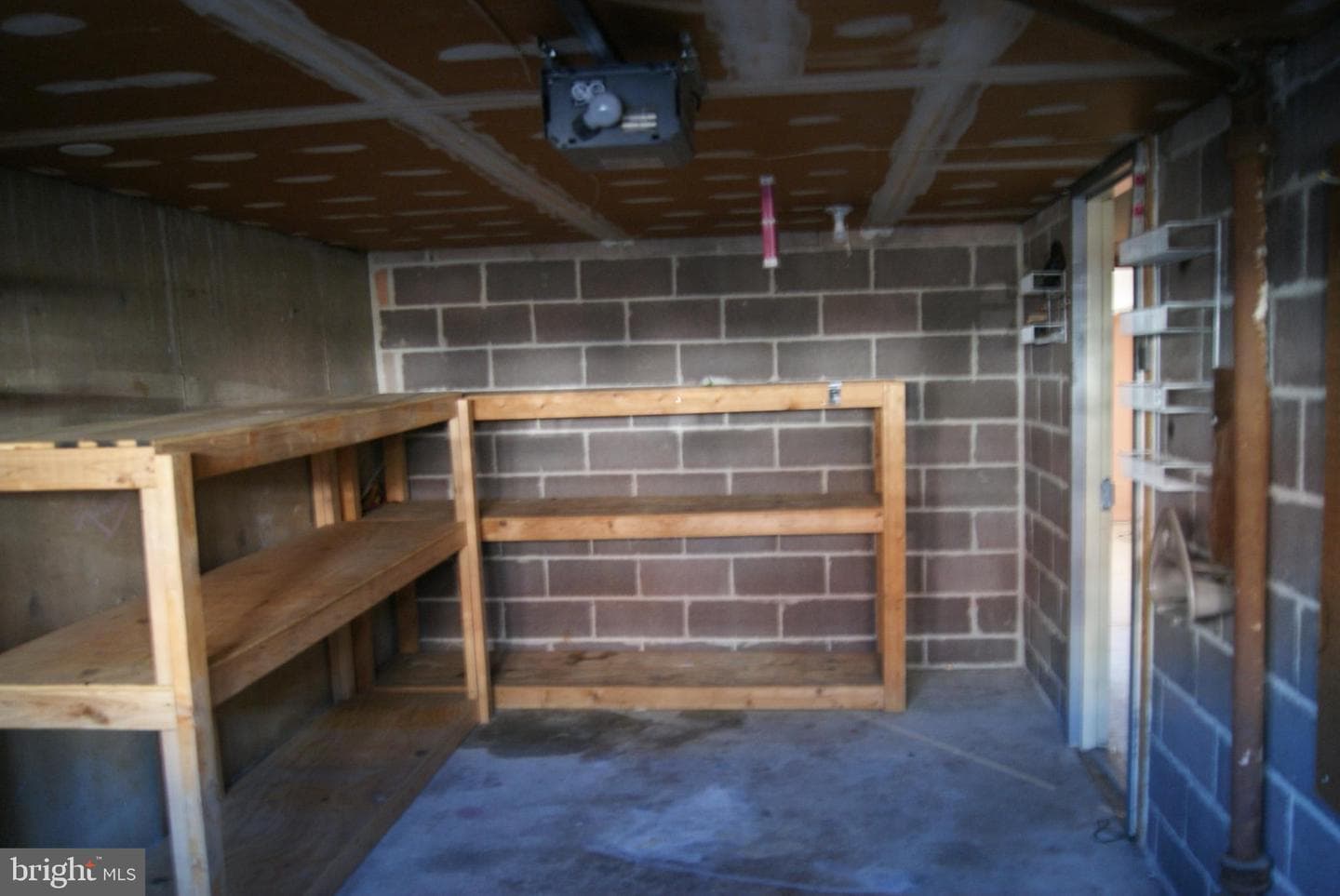 7314 Hill Road photo 38