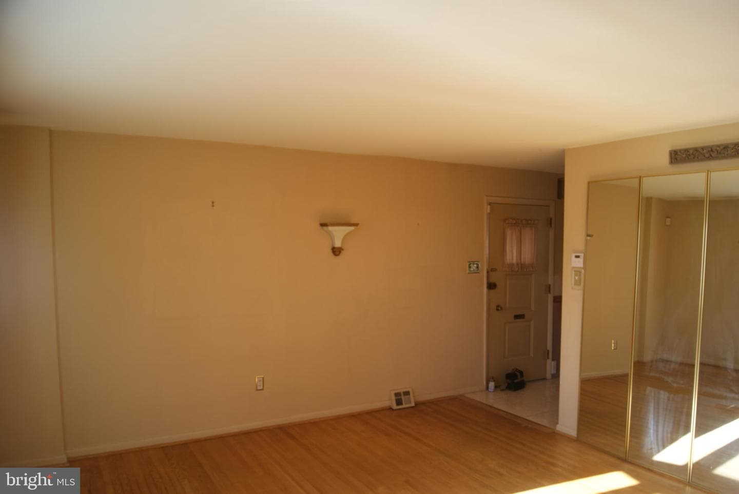7314 Hill Road photo 9