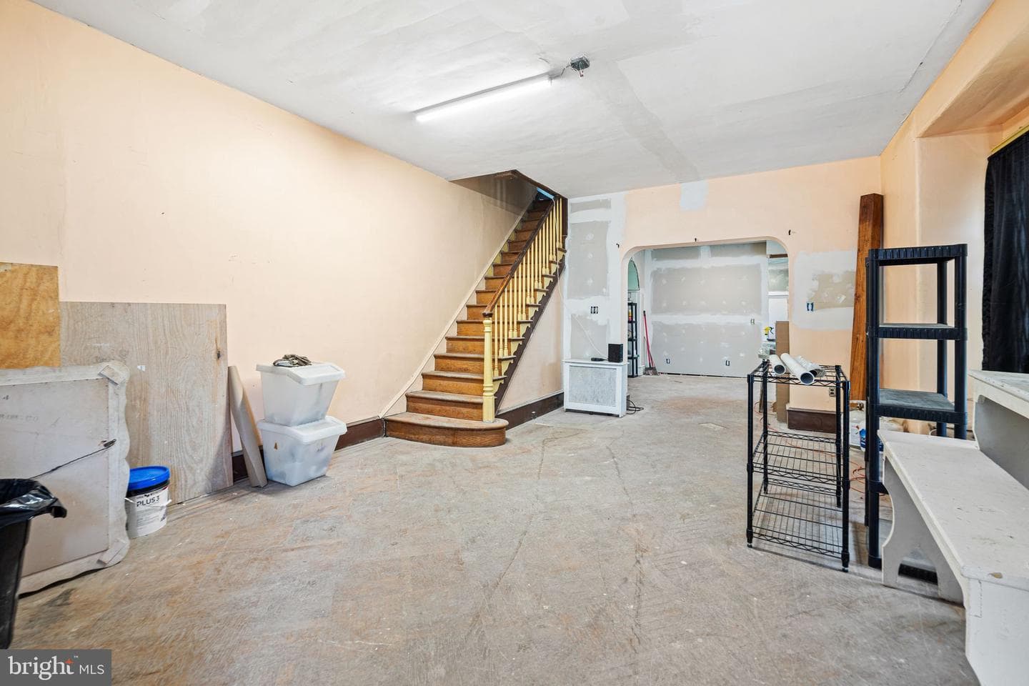 4542 N Broad Street photo 2