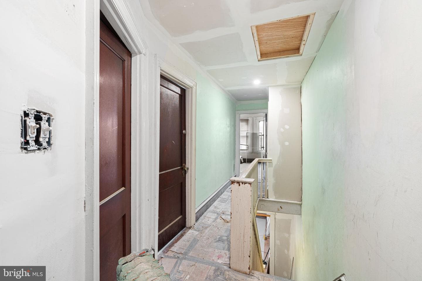 4542 N Broad Street photo 8