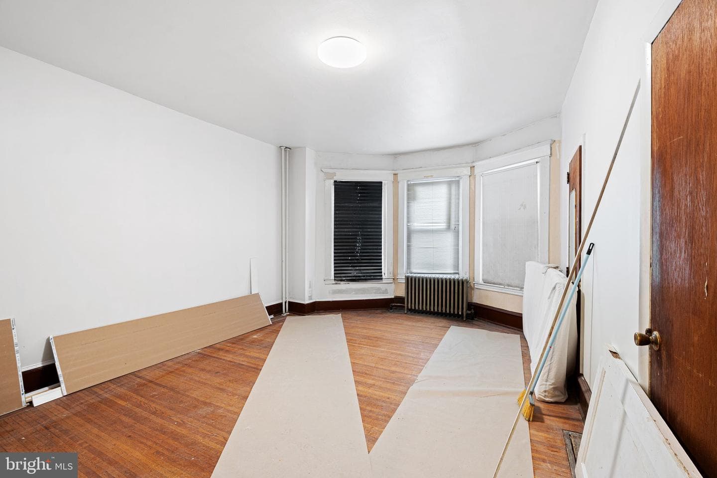 4542 N Broad Street photo 9