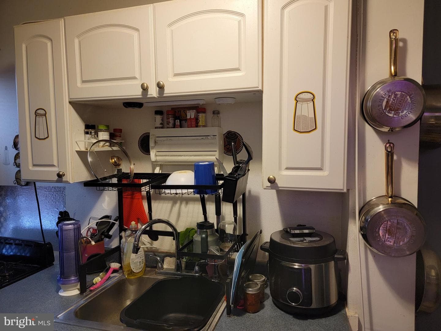 126 Rosemar Street photo 8