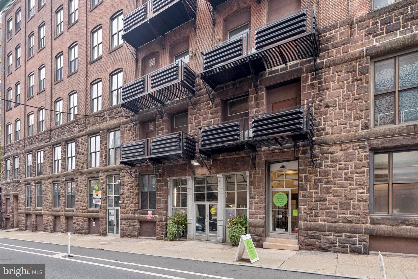 428 N 13th Street #3e photo 33