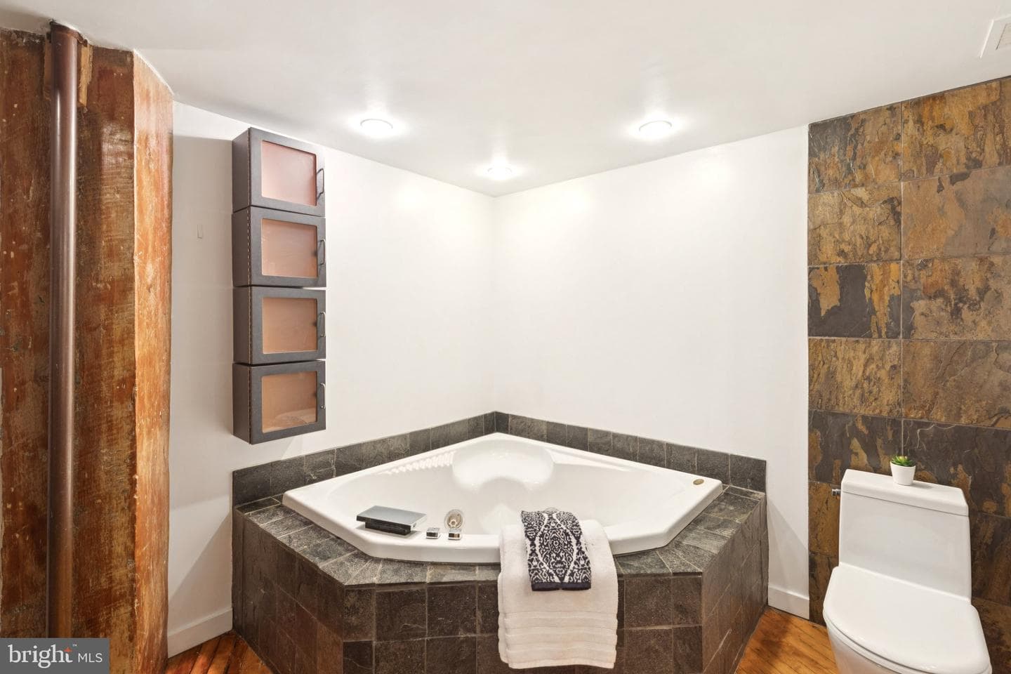 428 N 13th Street #3e photo 36