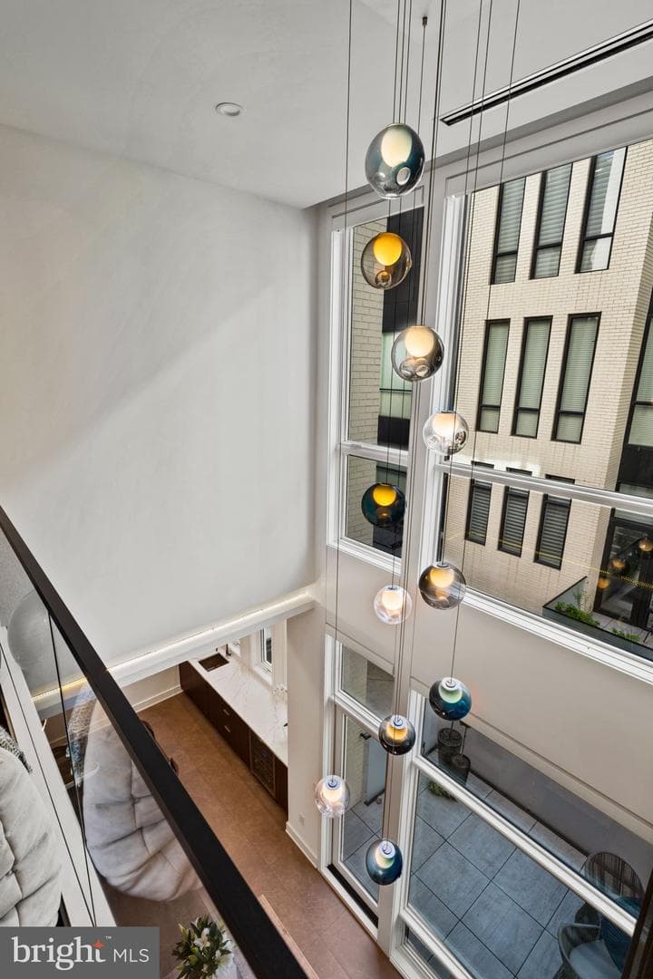 1646 Carlton Street photo 27