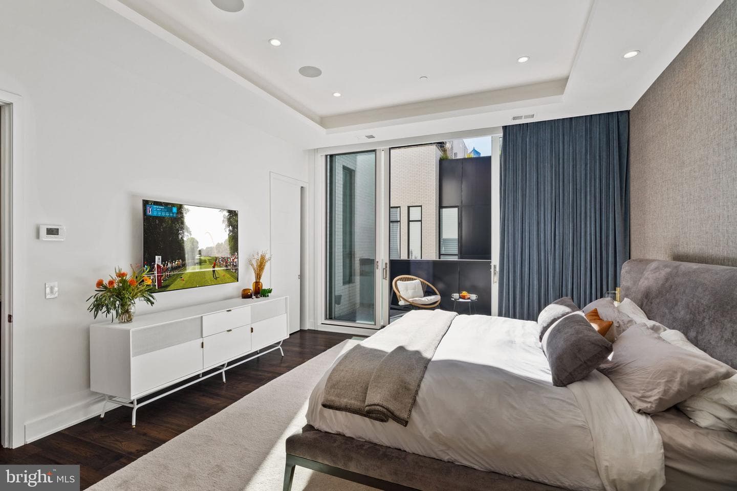 1646 Carlton Street photo 35