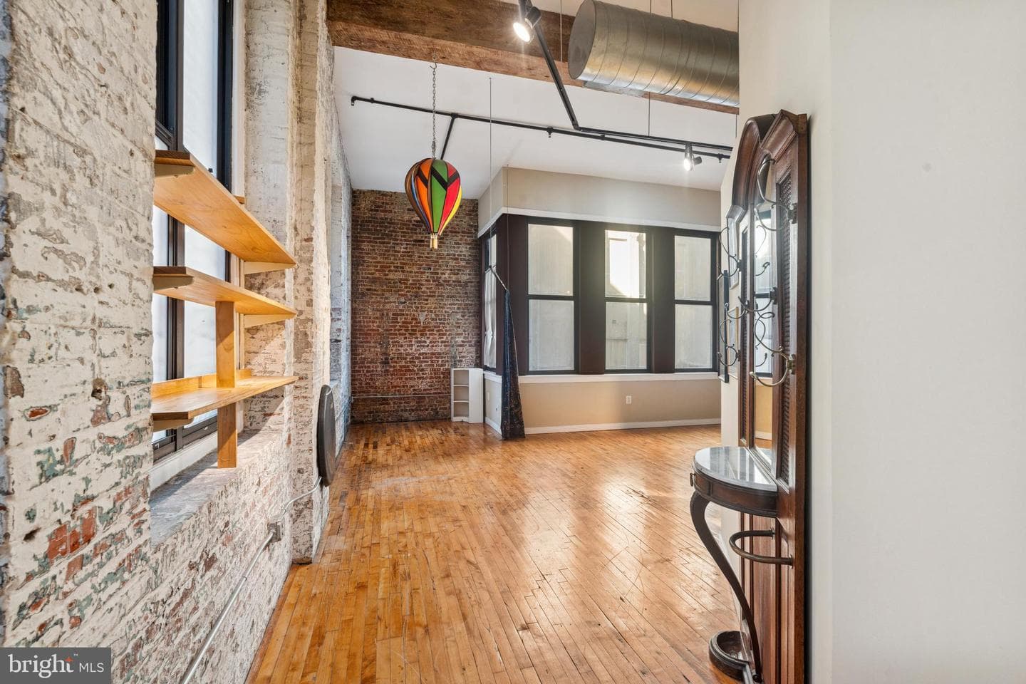 428 N 13th Street #4a, Philadelphia