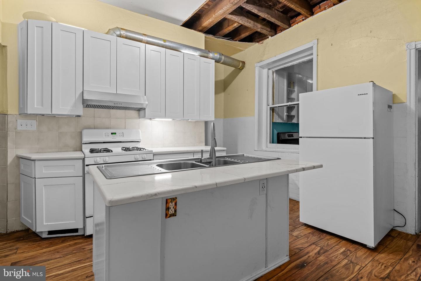 4401 Pine Street photo 11