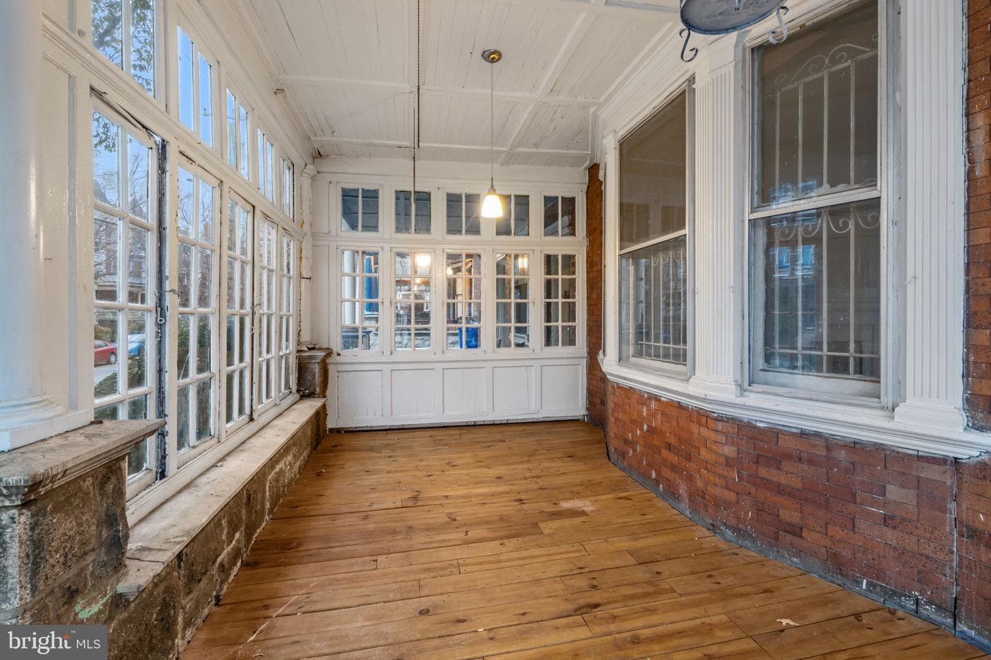 4401 Pine Street photo 4
