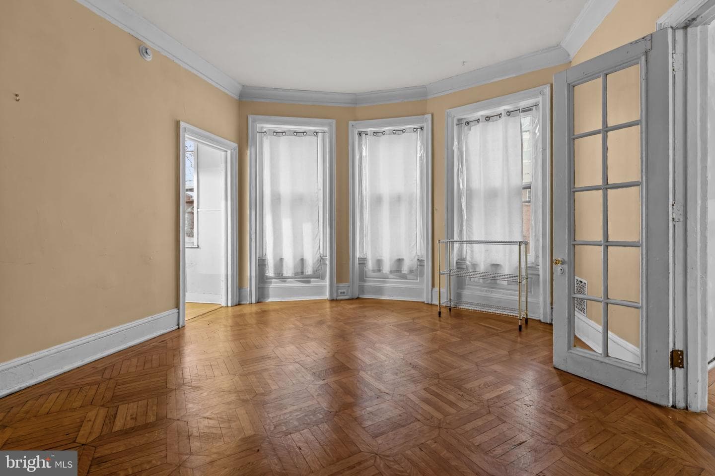 4401 Pine Street photo 9