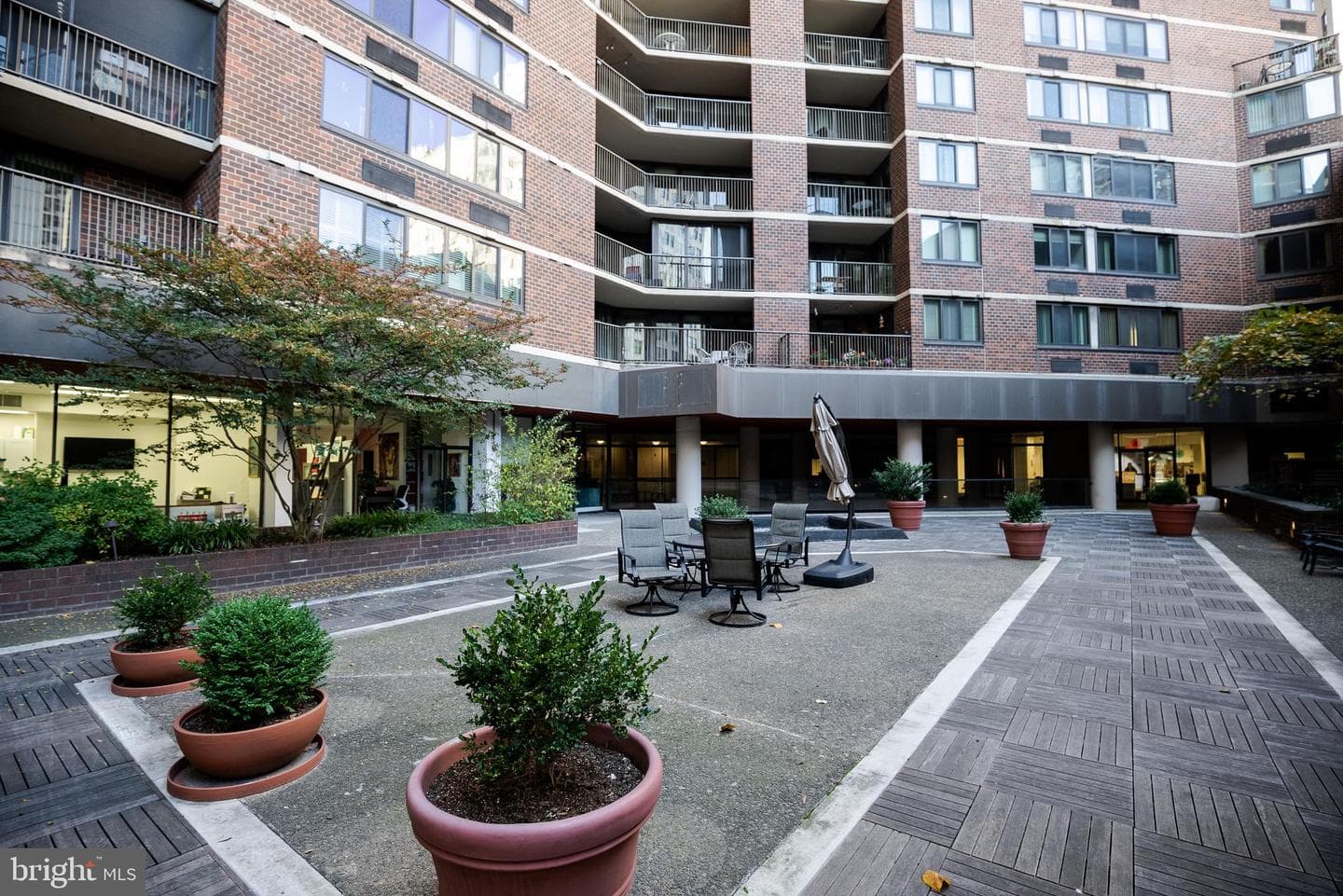 1420 Locust Street #7o photo 33