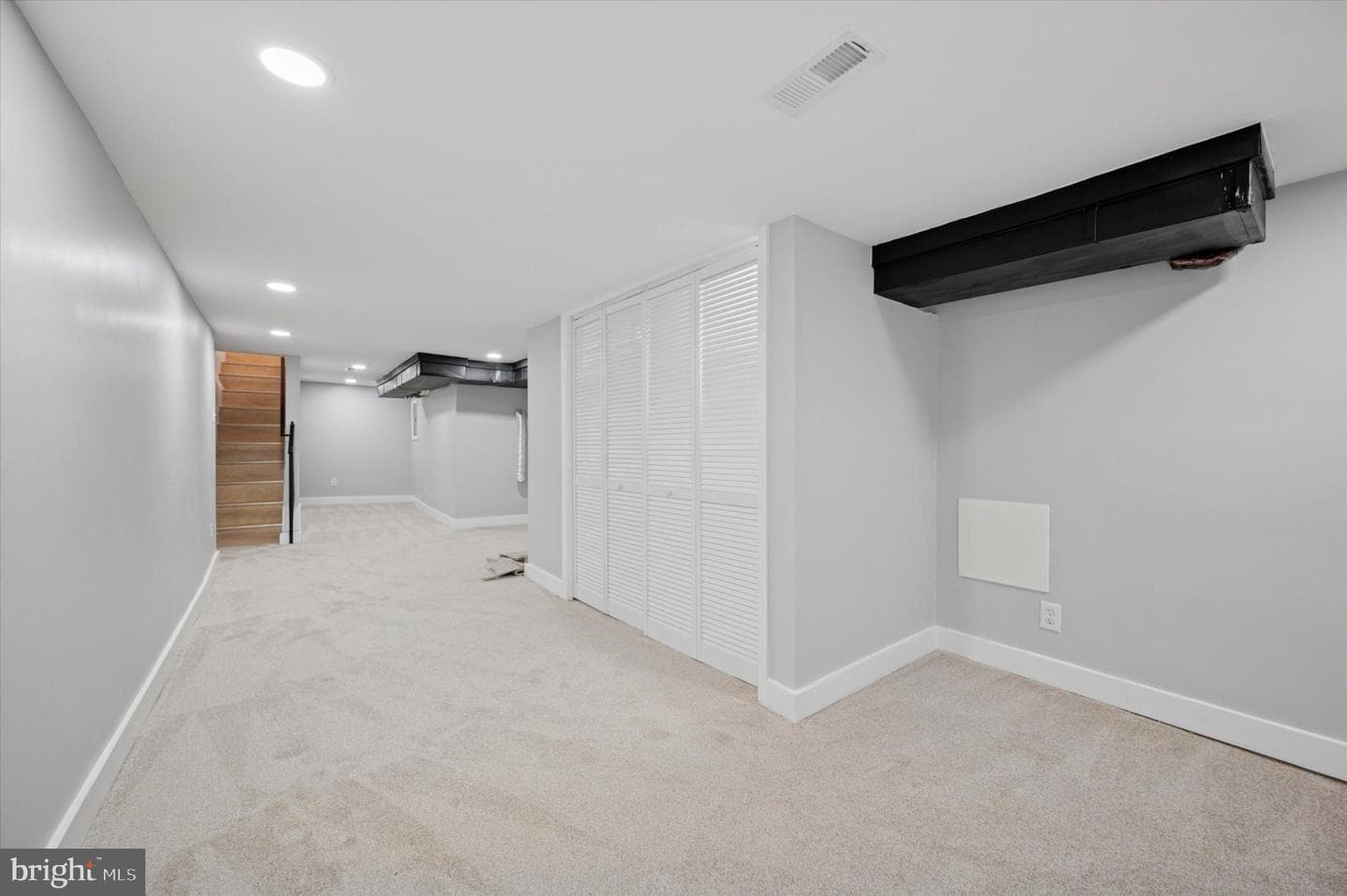 2816 W Albert Street photo 22