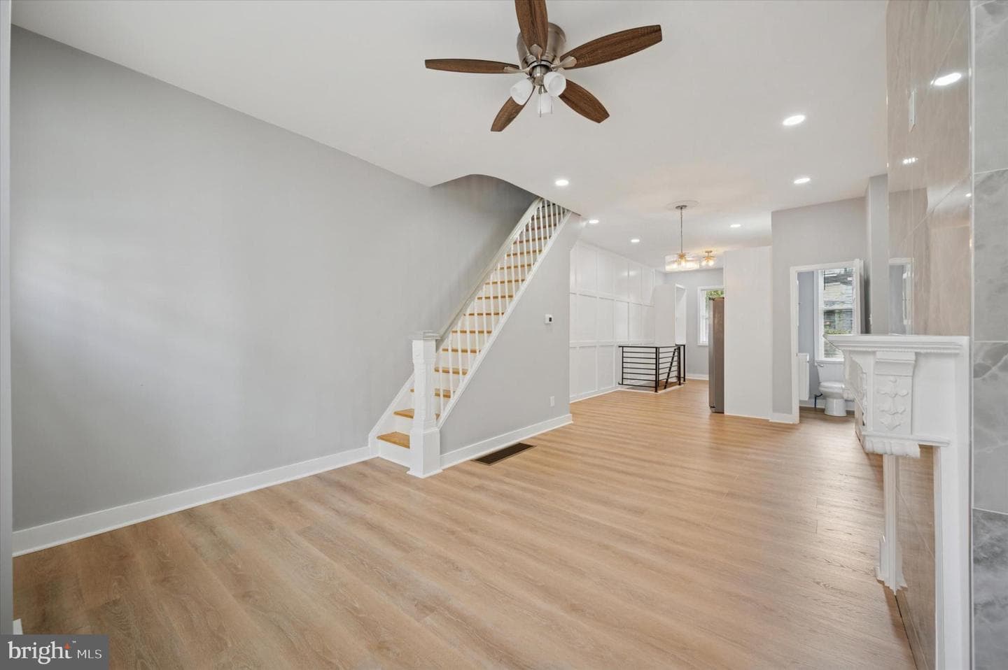 2816 W Albert Street photo 4