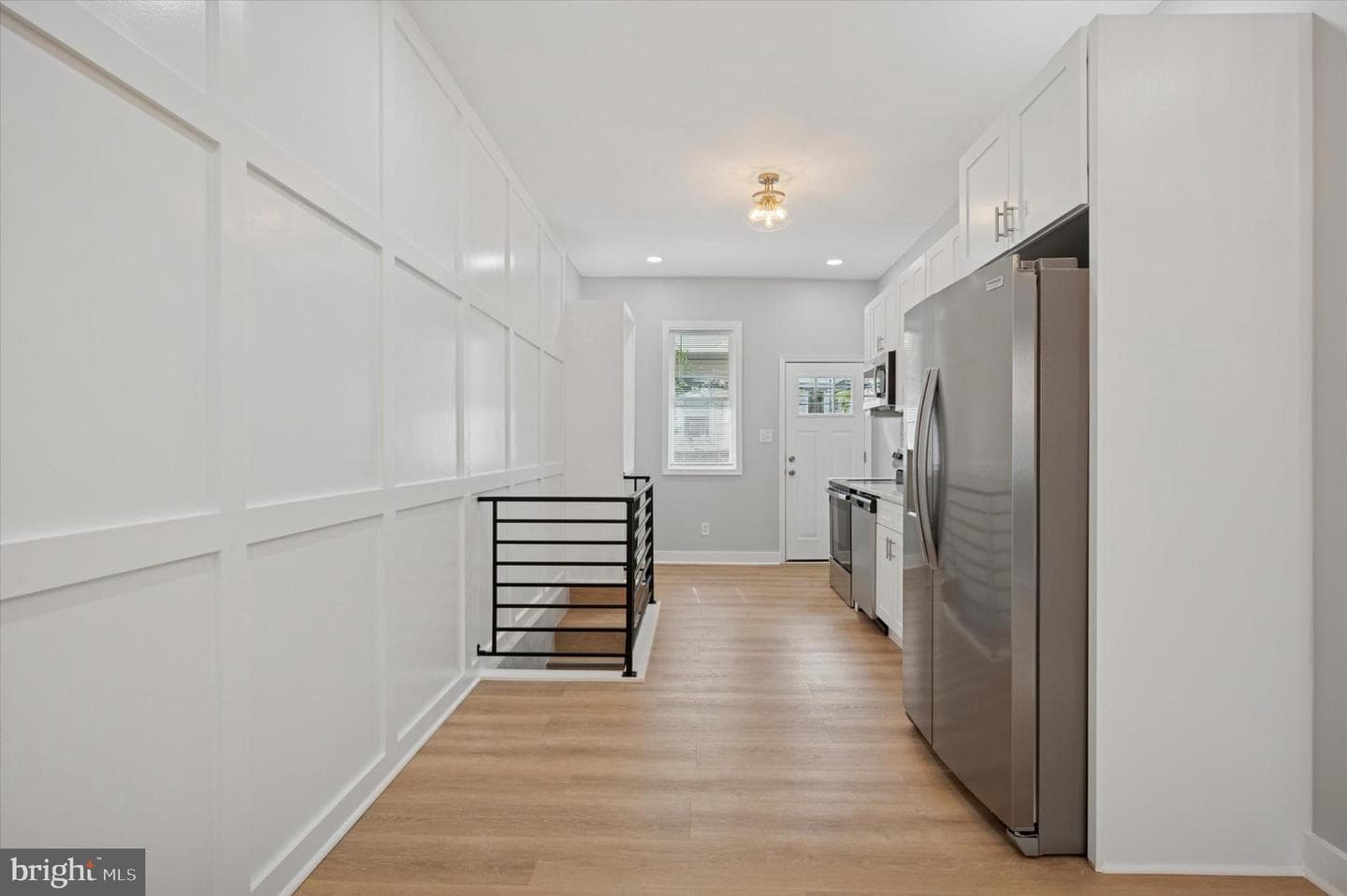 2816 W Albert Street photo 8
