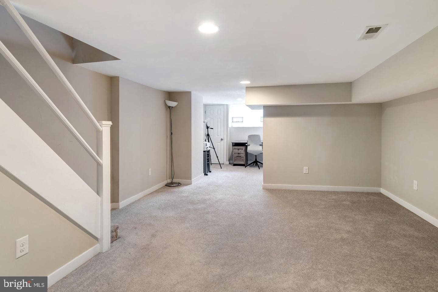 1741 Georges Lane photo 11