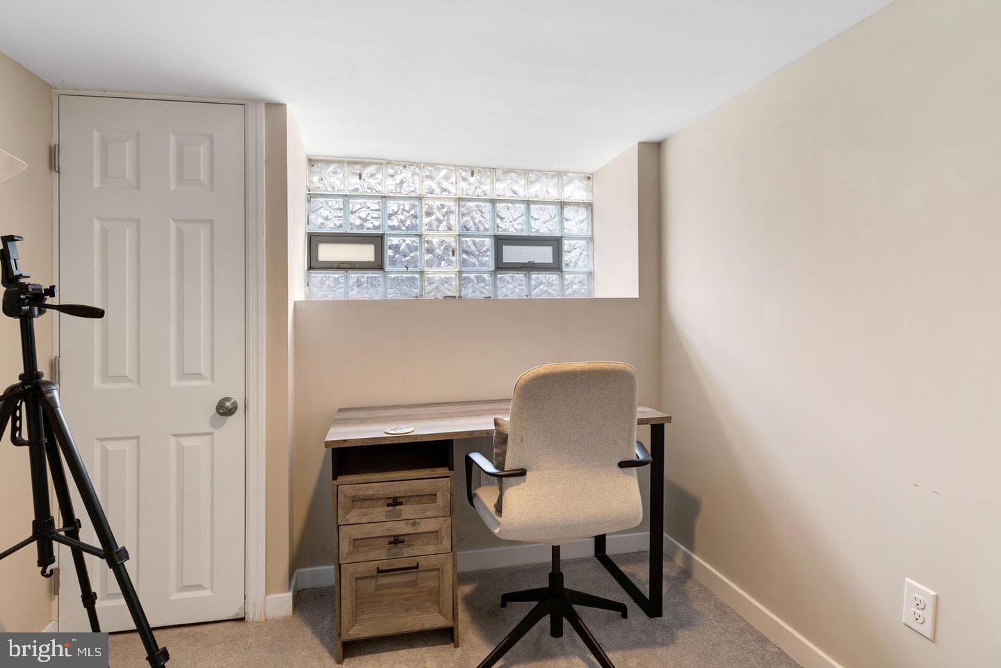 1741 Georges Lane photo 12