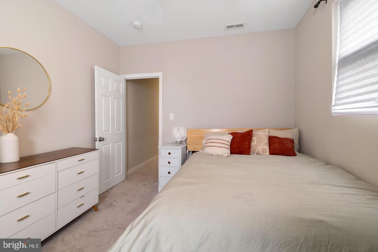 1741 Georges Lane photo 18