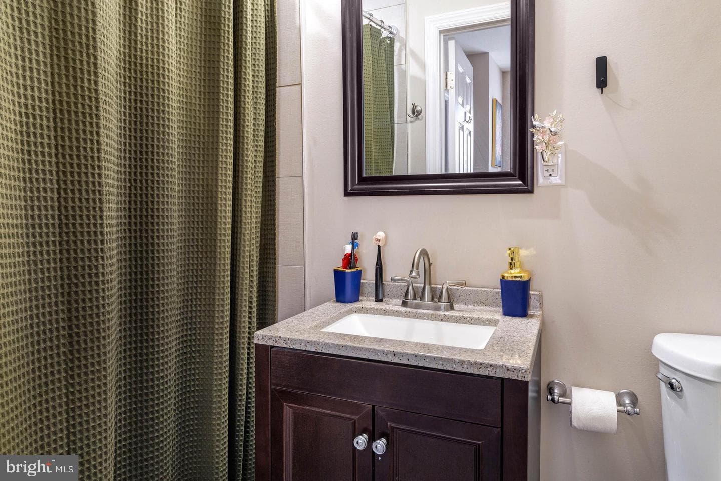 1741 Georges Lane photo 25