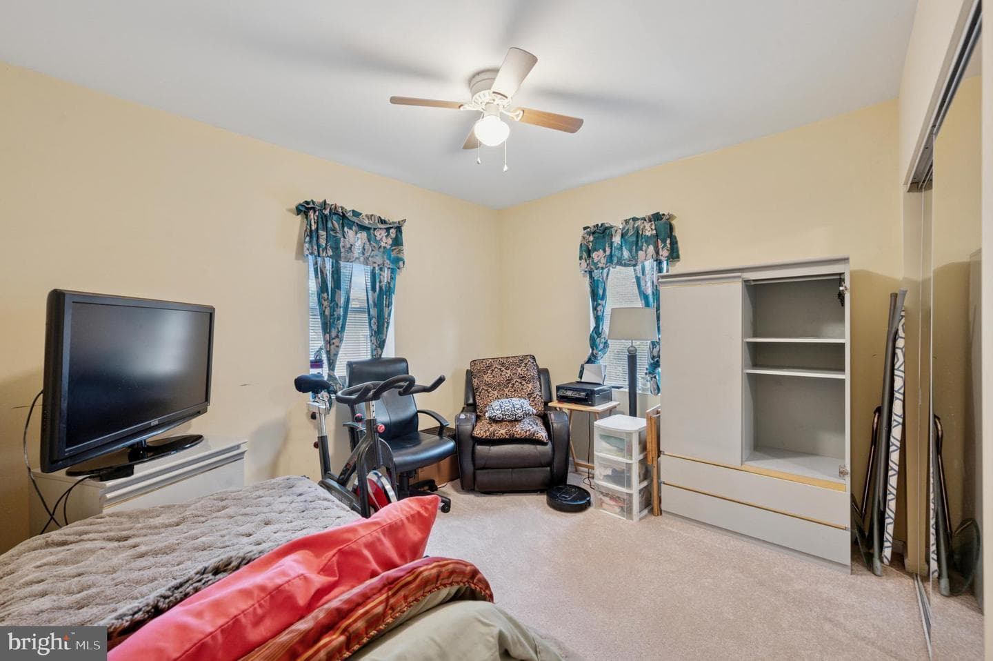 4224 Disston Street photo 14