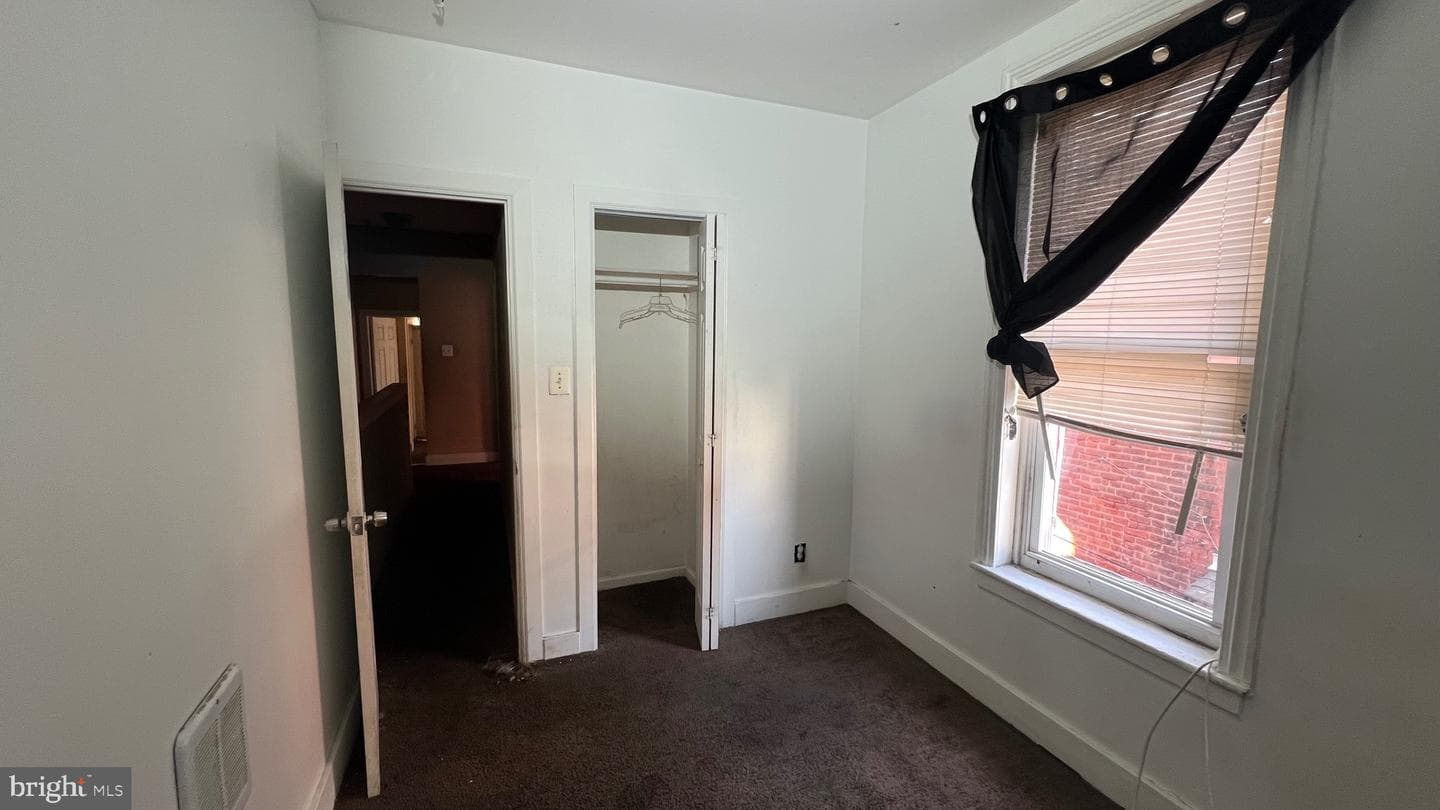 2016 E Madison Street photo 12