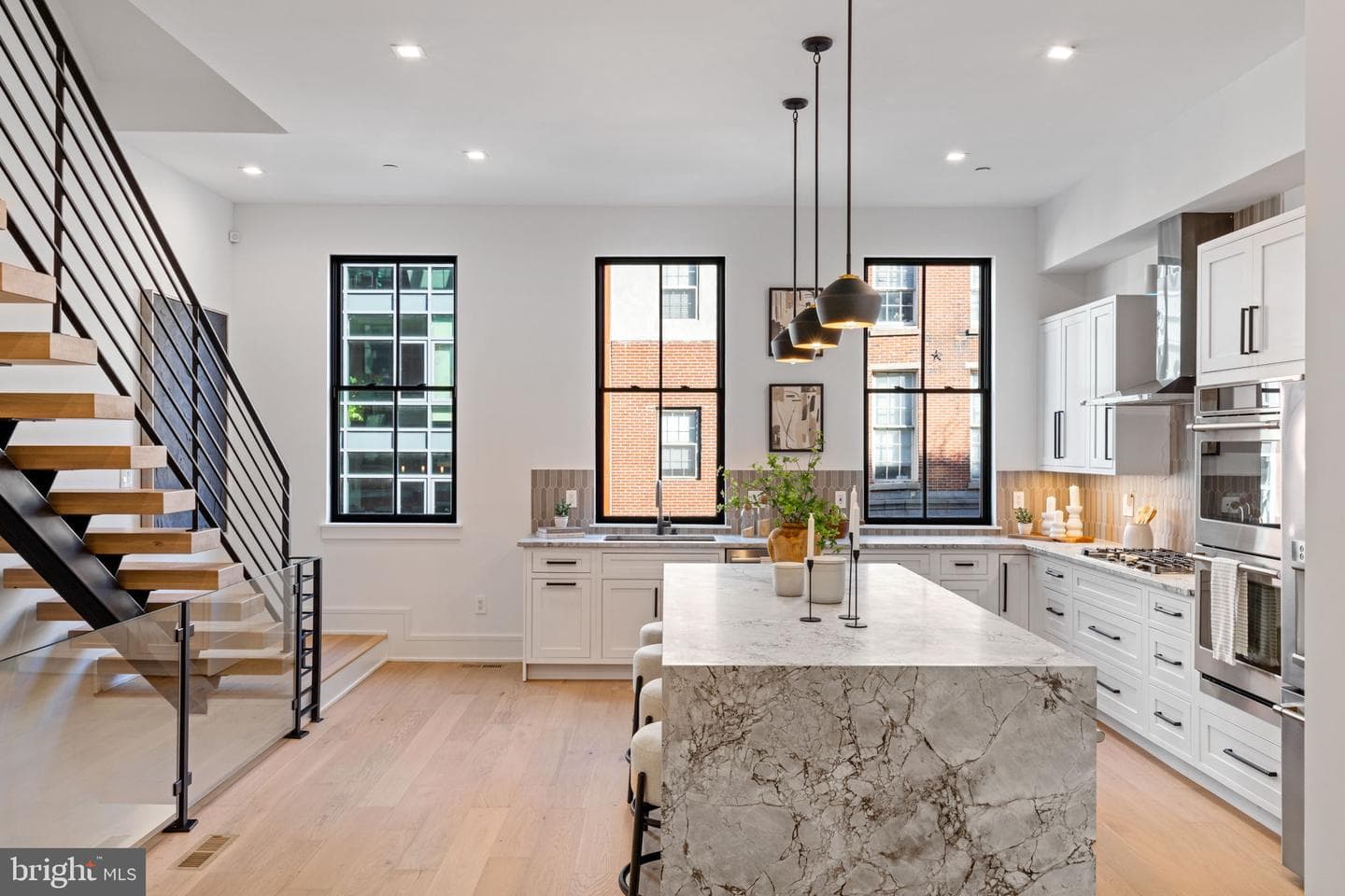 200 Vine Street photo 11