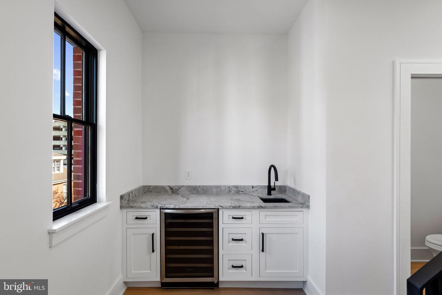 200 Vine Street photo 46