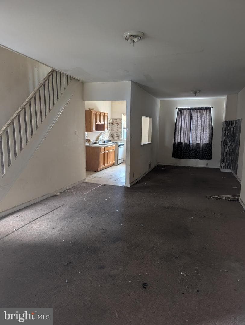 5919 Belmar Terrace photo 4