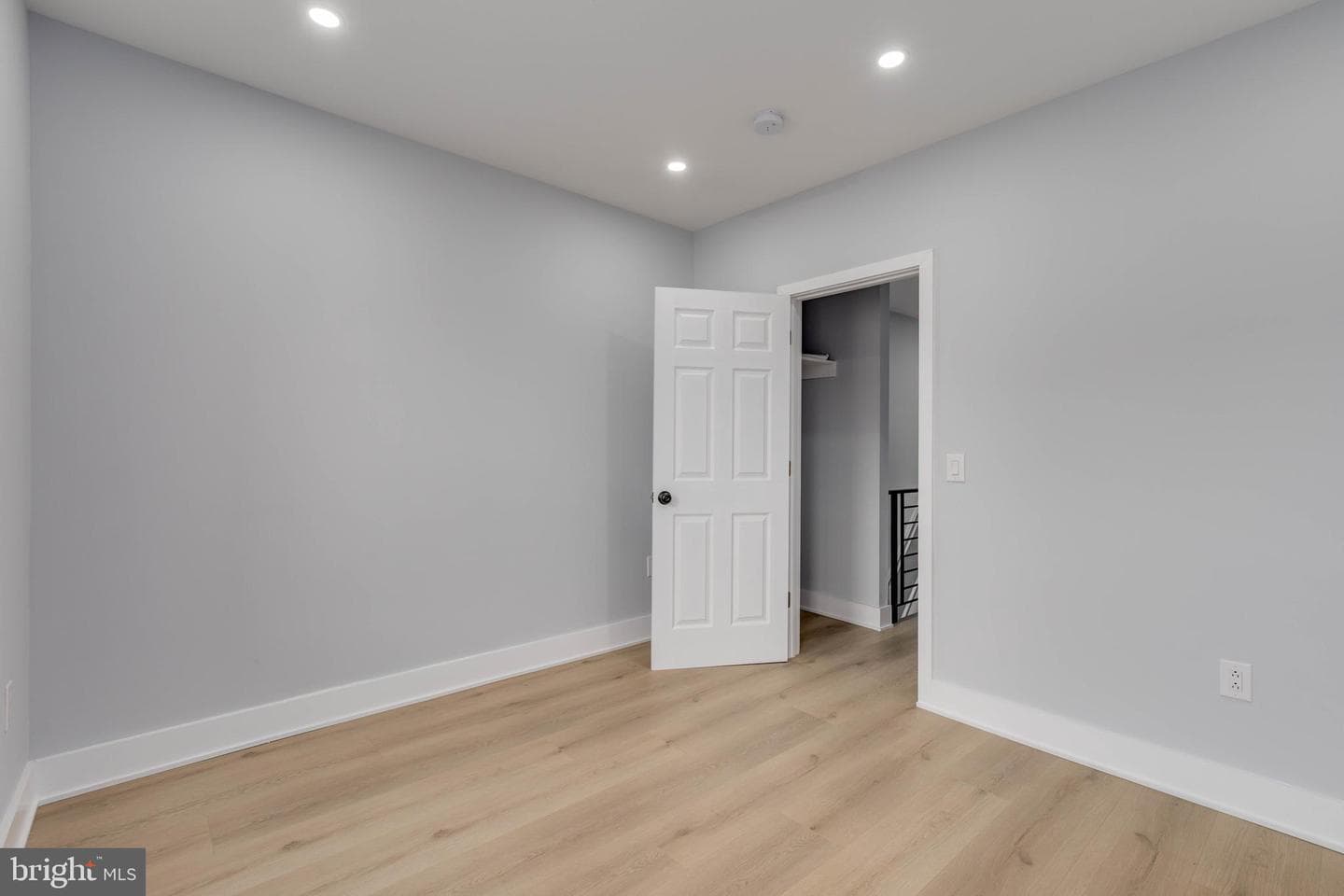 3497 Weikel Street photo 15
