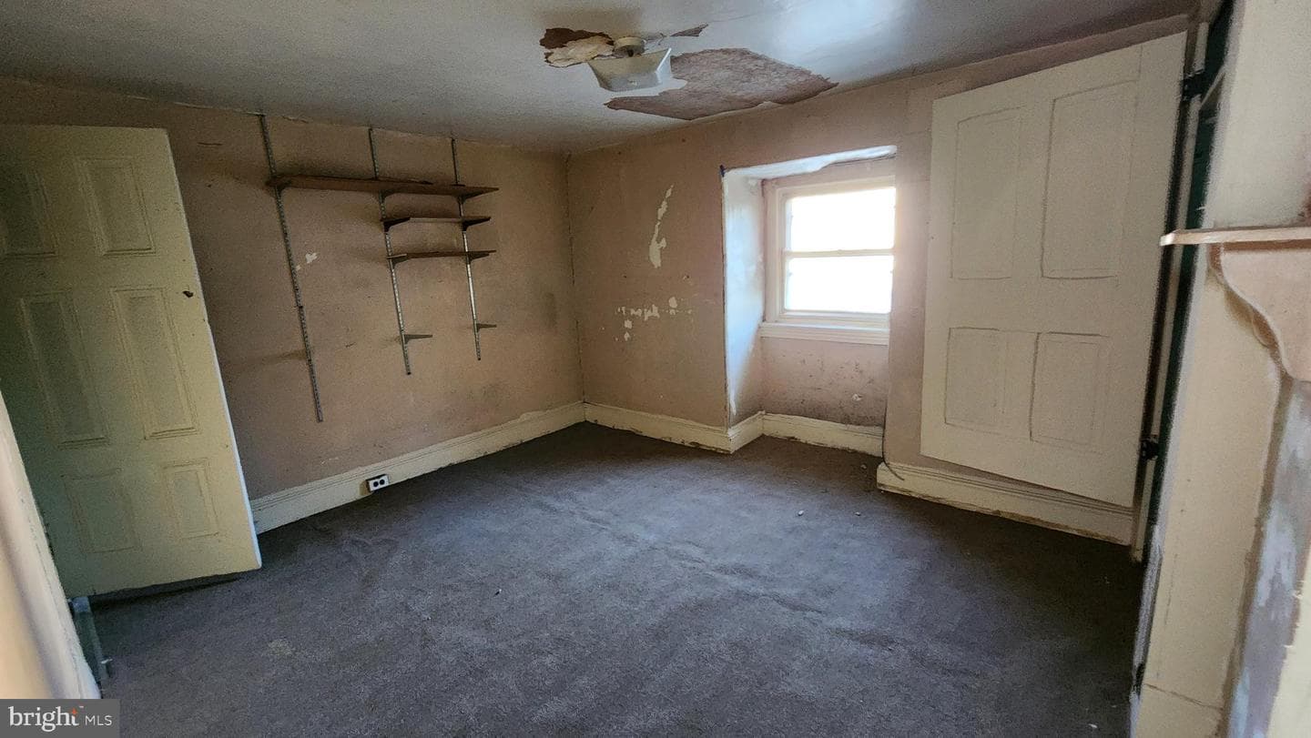 2113 N Franklin Street photo 59