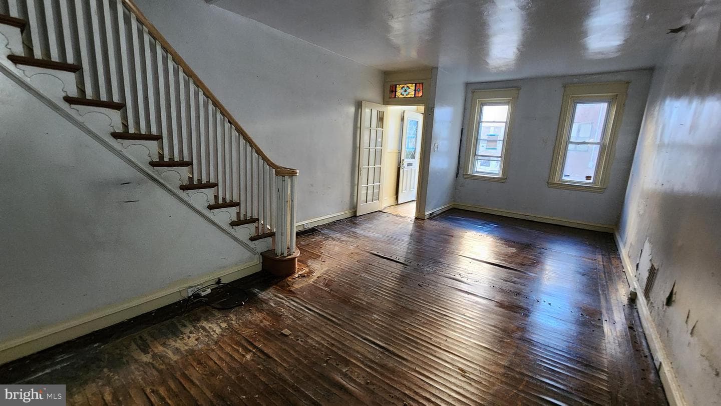 2113 N Franklin Street photo 7