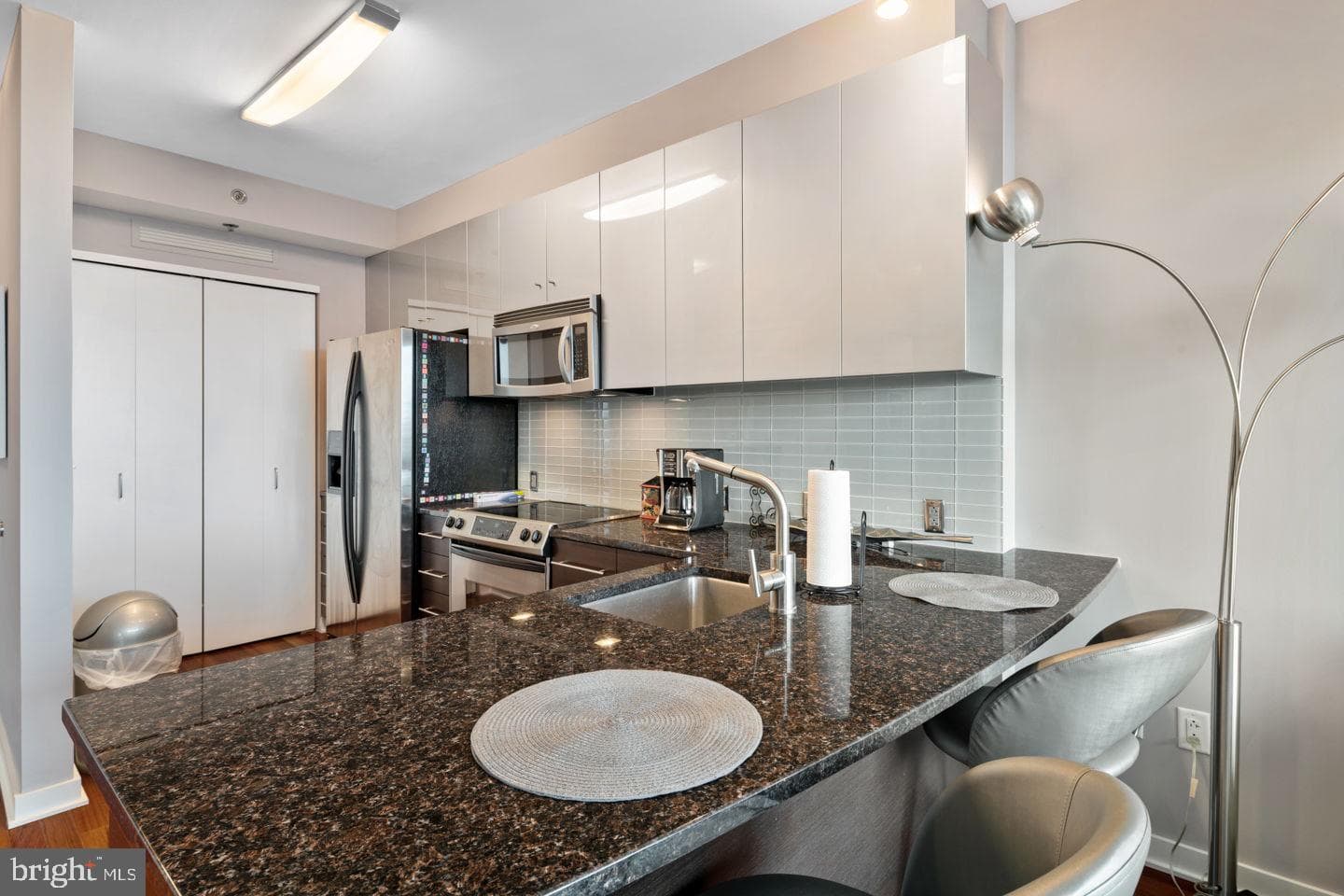 2101 Market Street #1408 photo 4