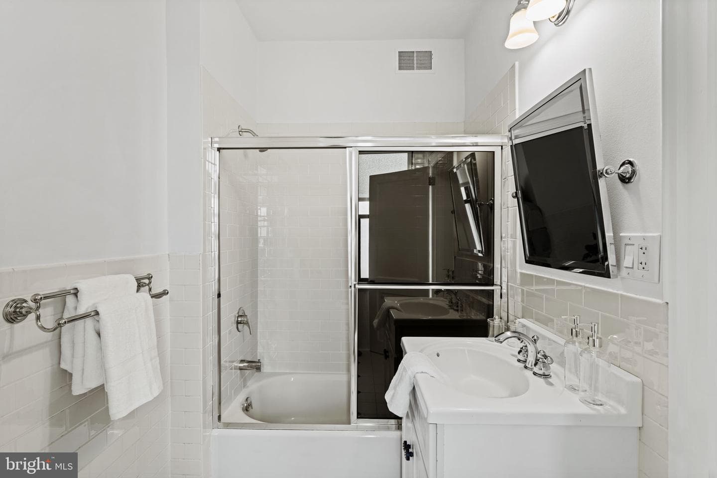 250 S 17th Street #1100 photo 36