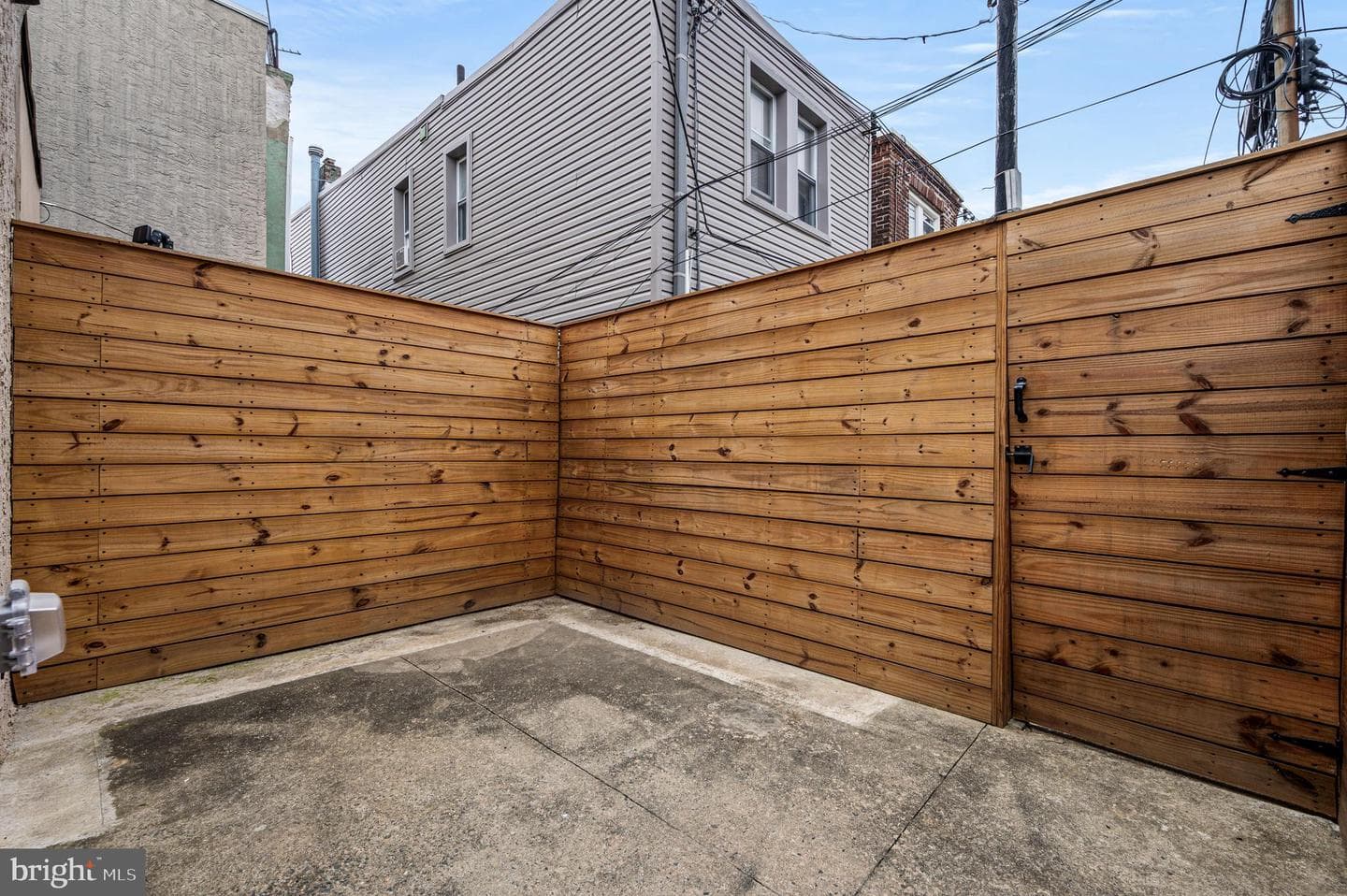 2208 S 10th Street S photo 22