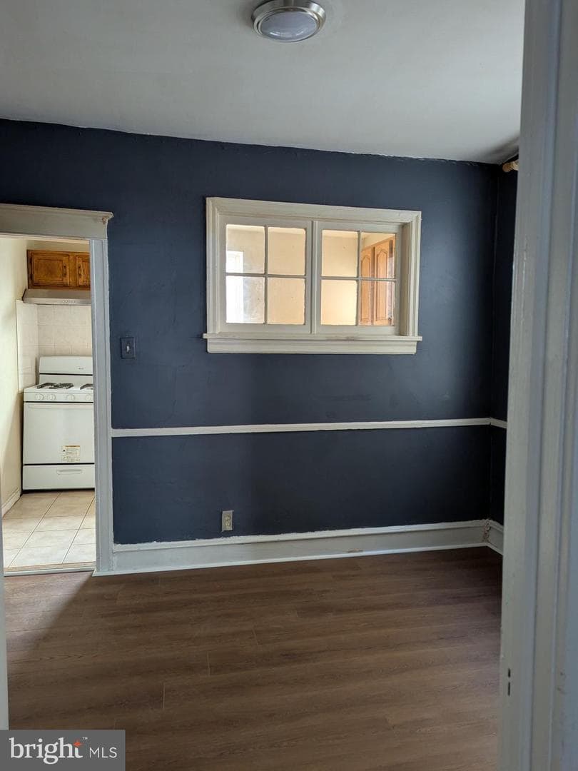 1425 Fanshawe Street photo 6