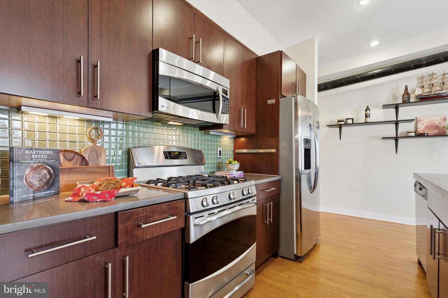 1247 E Columbia Avenue #3 photo 8