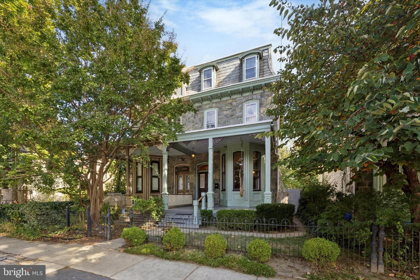 5027 Morris Street photo 1