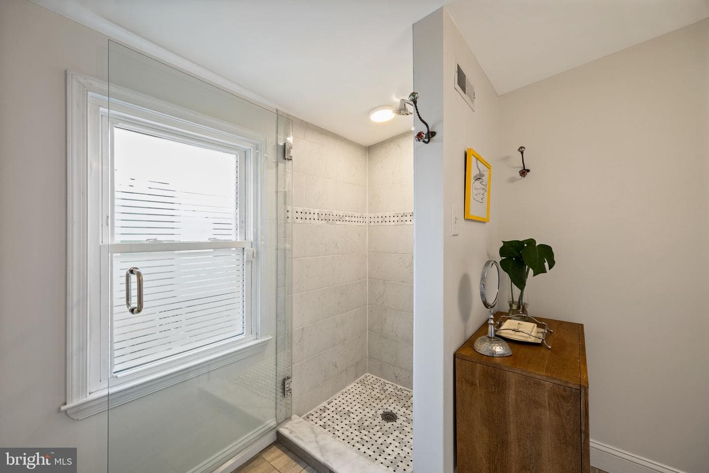 1928 S Iseminger Street photo 14