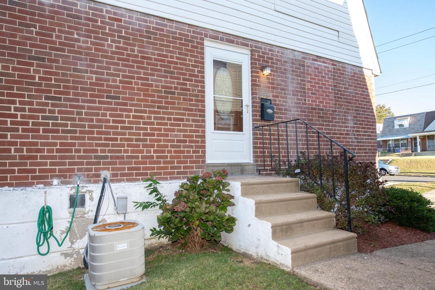 3414 Aubrey Avenue photo 5