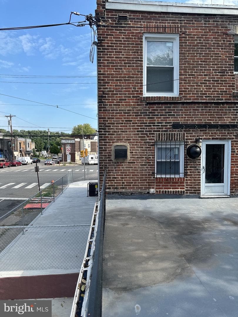 2600 S 61st Street photo 4