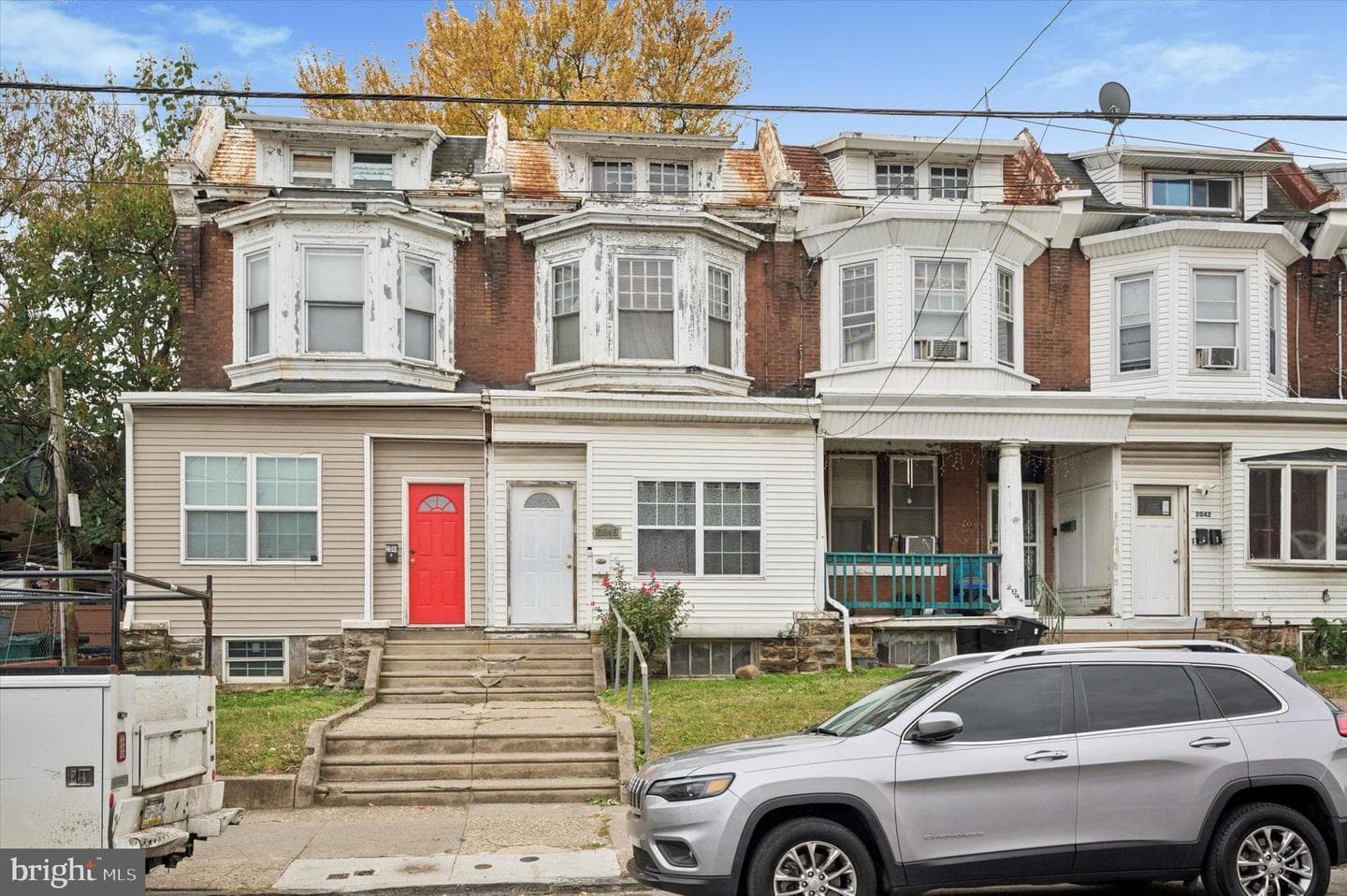 2046 E Ontario Street photo 15