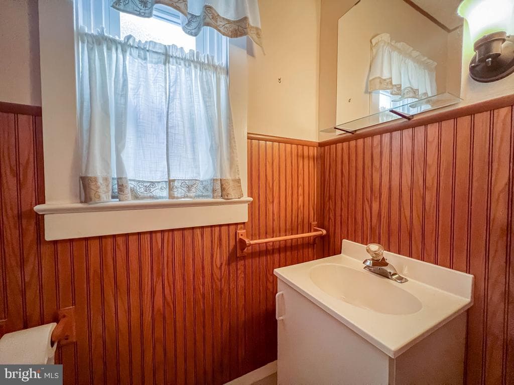 1208 Haworth Street photo 13