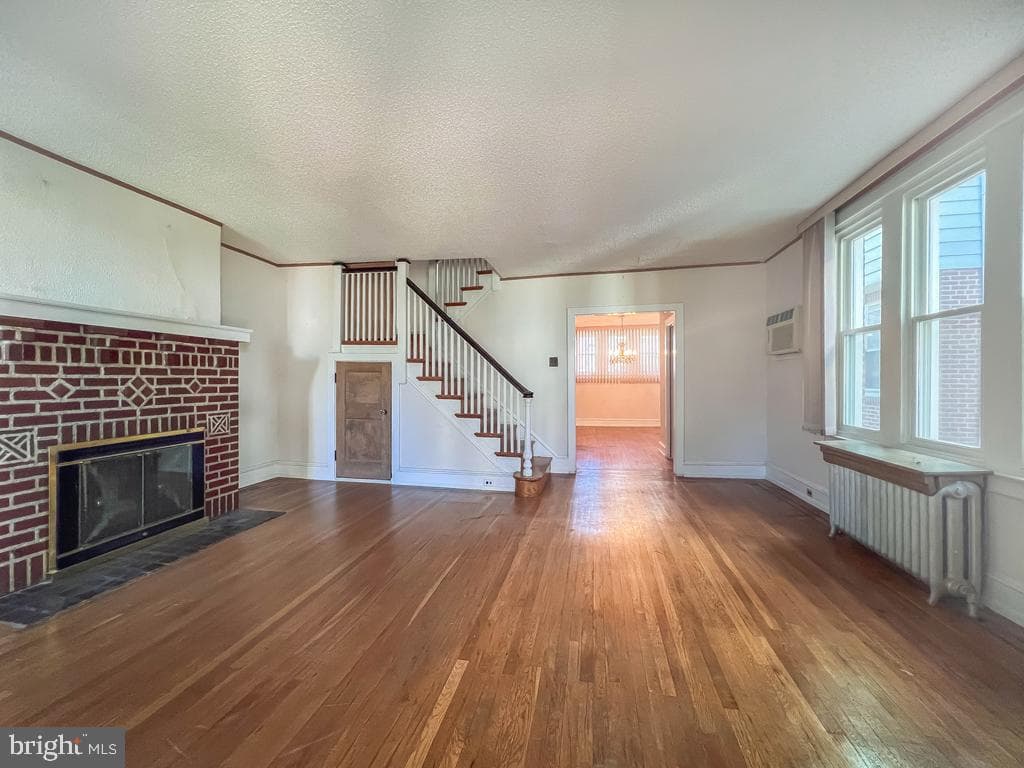 1208 Haworth Street photo 6