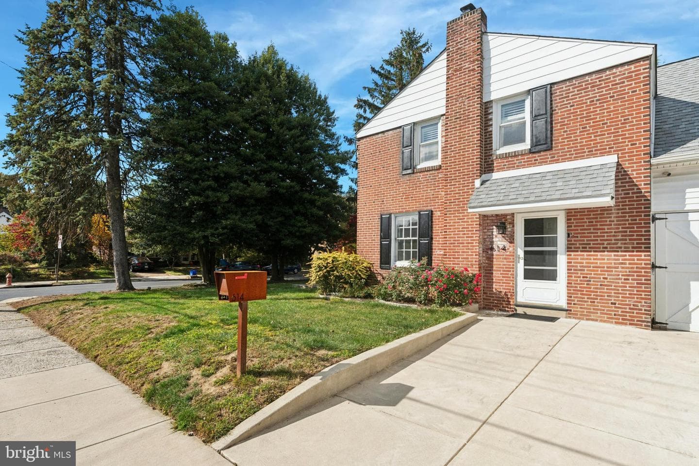 614 Wises Mill Road photo 2
