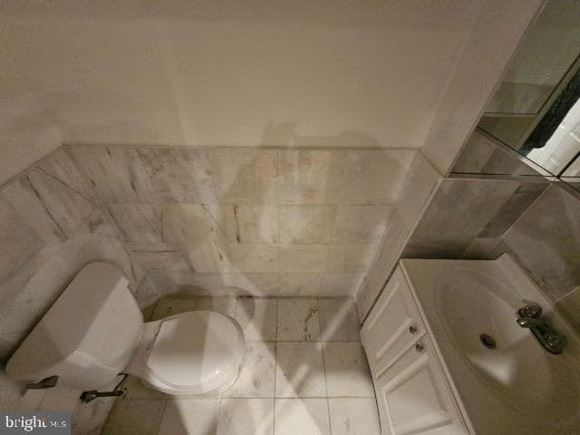 3025 Redner Street S photo 7