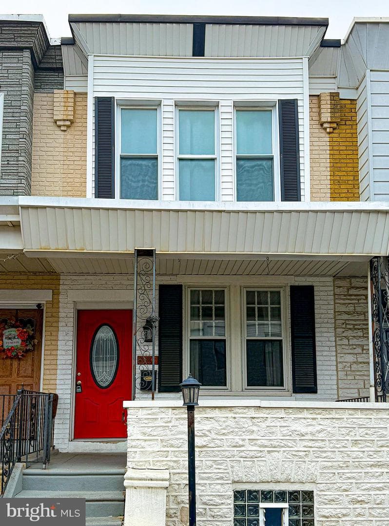 2831 Memphis Street photo 1